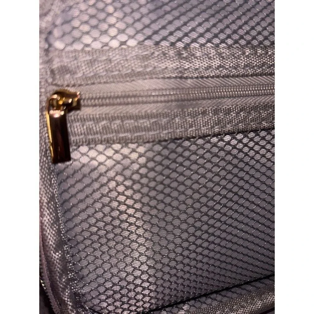 Lefor-z double-layer travel carrying case